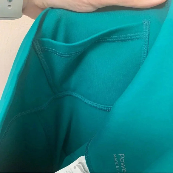 Fabletics On-The-Go PowerHold High-Waisted Leggings - Picture 11 of 13